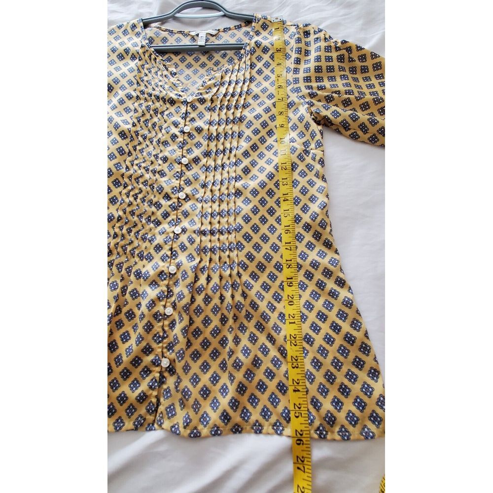G.H. Bass & Co Women's Blouse Long Sleeve Button Up Yellow Satin Size XS - Picture 8 of 8